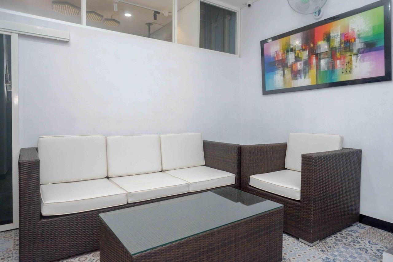 Reddoorz Plus Near Patung Kuda Undip Jatingaleh Zewnętrze zdjęcie