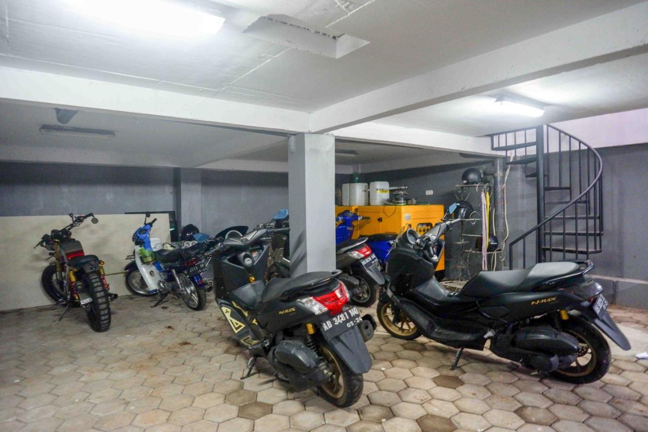 Reddoorz Plus Near Patung Kuda Undip Jatingaleh Zewnętrze zdjęcie