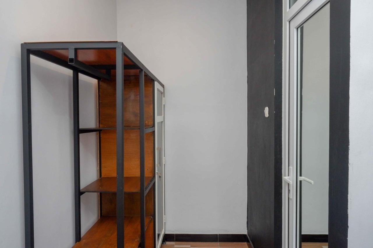 Reddoorz Plus Near Patung Kuda Undip Jatingaleh Zewnętrze zdjęcie